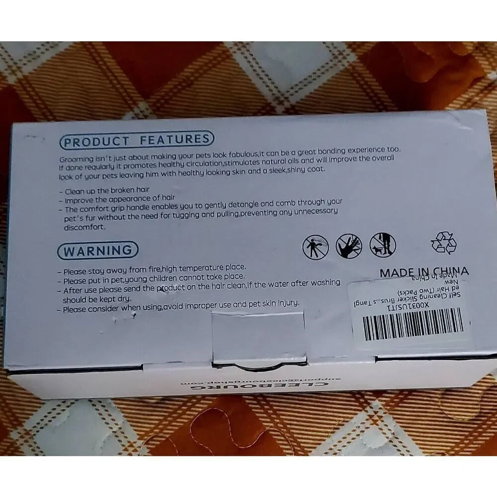NIB CLEEBOURG PET SLICKER BRUSH